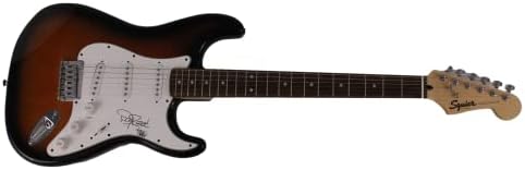 Dizzy Reed Potpisan Autogram Fender Stratocaster Električna gitara W / James Spence JSA Autentifikacija - Guns N 'Roses W / AXL Rose, Slash, Duff McKagan - Koristite svoju iluziju II, incident Spaghetti? Kineska demokratija, najveći hitovi, rock n 'roll nije lako