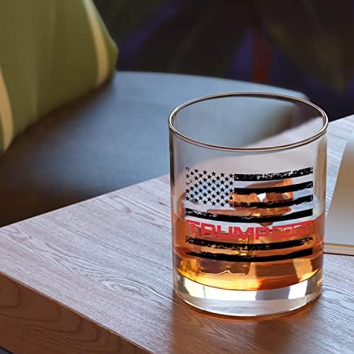 Patriots Cave Trump 2024 američka zastava u crnoj boji / 11 Oz Bourbon Whisky Rock Glass / staromodne naočare za degustaciju viskija za muškarce / pokloni za penziju za muškarce / proizvedeno u SAD