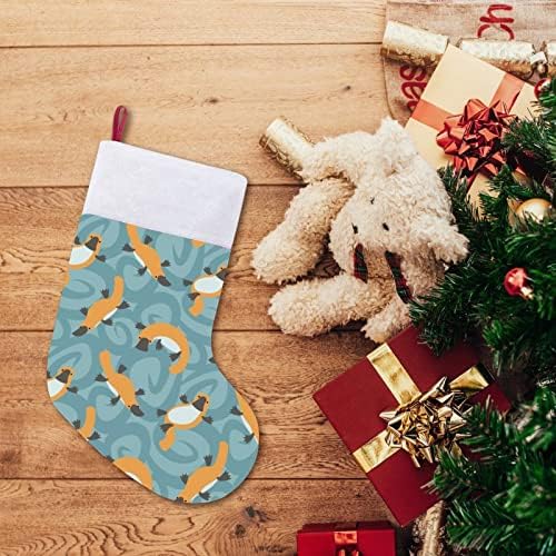 PlayFull Cartoon platypuses Božićne čarape Xmas Tree Kamin Viseći čarape sa kratkim ukrasom plišanog manžeta za kućnu prazničnu zabavu