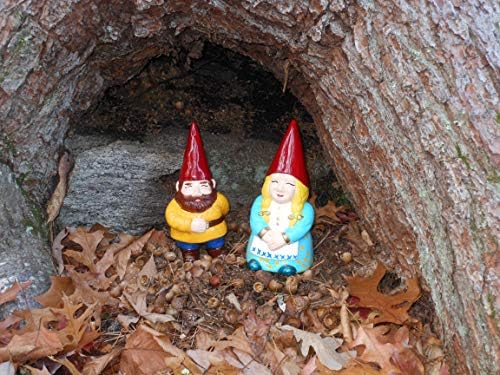 George i Gwen the Garden Gnomes-Paint Your own Gnome-y Ceramic Keepsakes